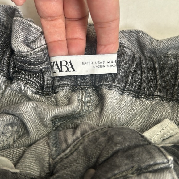 Zara Paperbag Baggy Balloon Leg Grey Button Fly Cotton Denim Jeans Womens Size 6 - Picture 8 of 13
